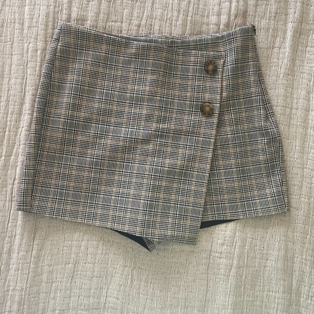 ZARA Plaid Mini Skort Medium